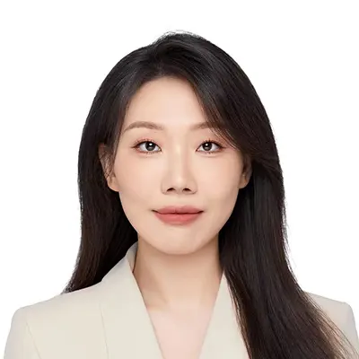 Zitong Zhao